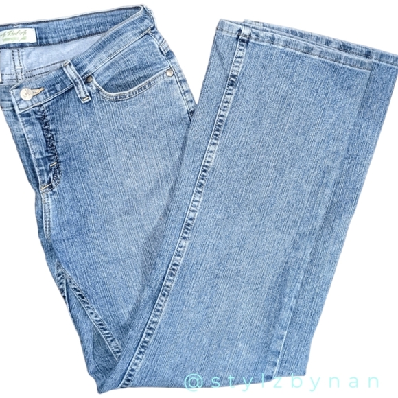 As Real As Wrangler Jeans EUC! - Picture 1 of 7